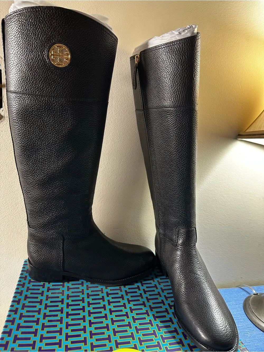 Tory Burch Junction Riding Boots Women’s 8 Black Tumbled Leather New in Box